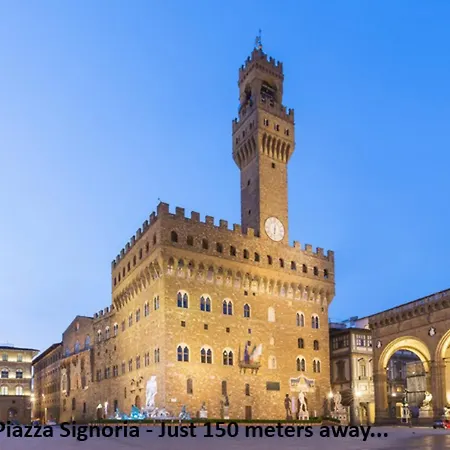 Calzaiuoli - Duomo Cathedral *
