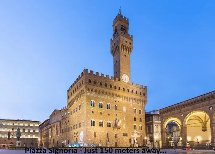 Calzaiuoli - Duomo Cathedral *